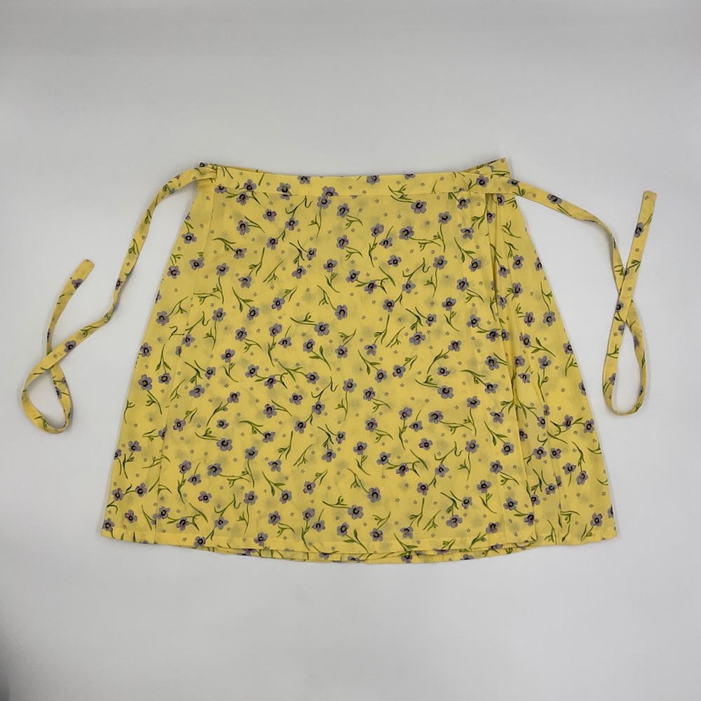 Dolls Kill Motel Rocks Handmade Floral Wrap Mini Skirt Women’s Size Small - Picture 14 of 16